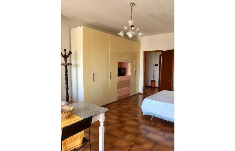 camera singola in affitto a Reggio nell'Emilia in zona Città Storica
