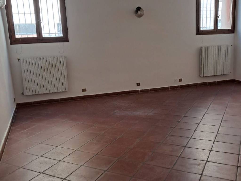 ufficio in affitto a Reggio nell'Emilia