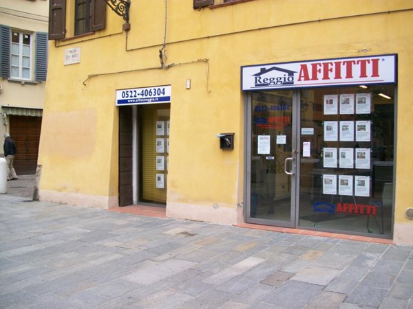 appartamento in affitto a Reggio nell'Emilia in zona Città Storica