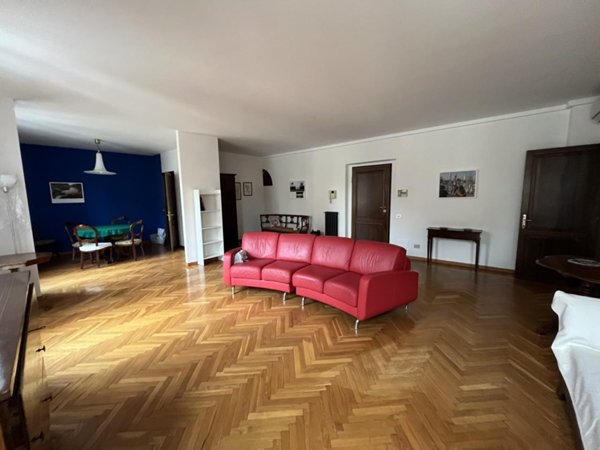 appartamento in affitto a Reggio nell'Emilia in zona Città Storica
