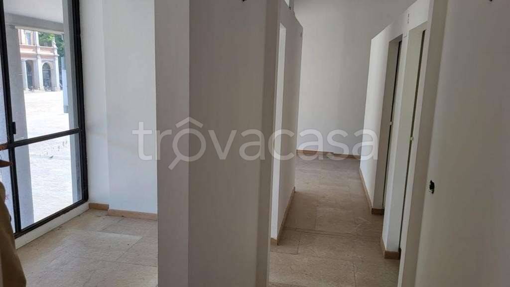 ufficio in affitto a Reggio nell'Emilia in zona Città Storica