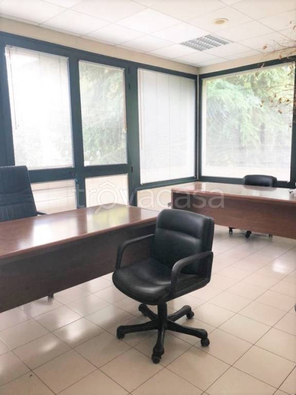 ufficio in affitto a Reggio nell'Emilia in zona Ospizio