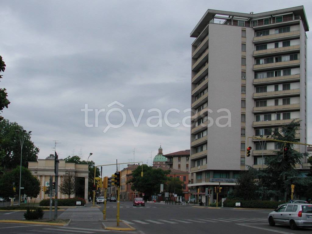 ufficio in affitto a Reggio nell'Emilia in zona Città Storica