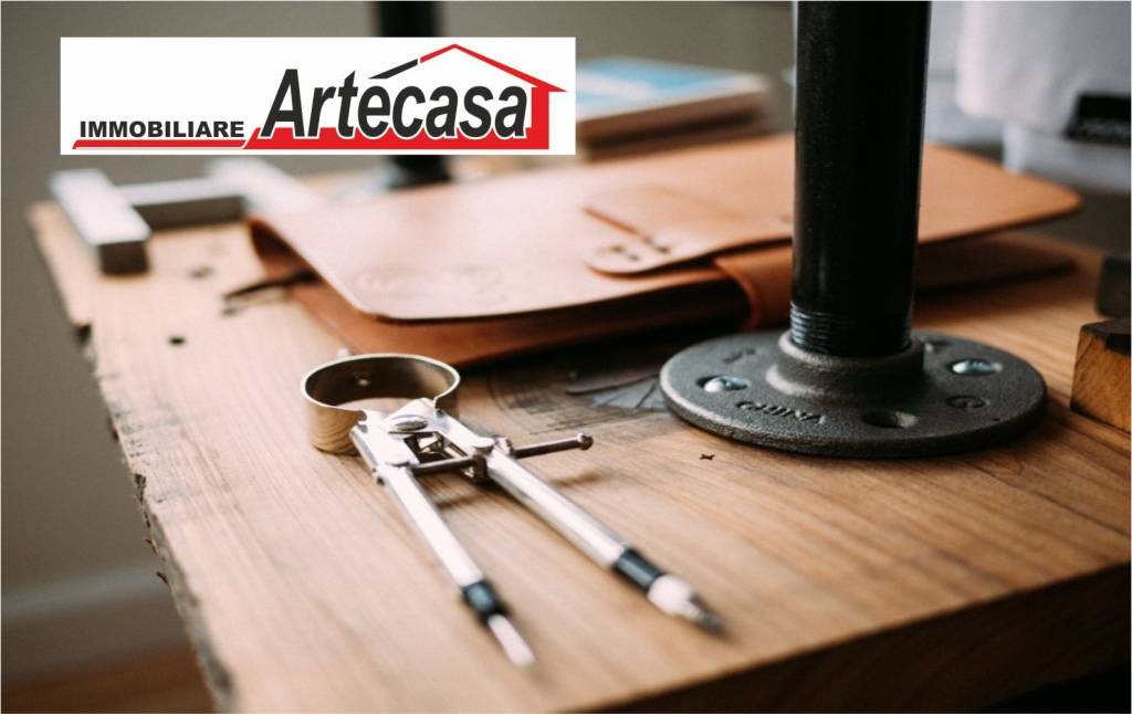 locale commerciale in affitto a Reggio nell'Emilia in zona Codemondo