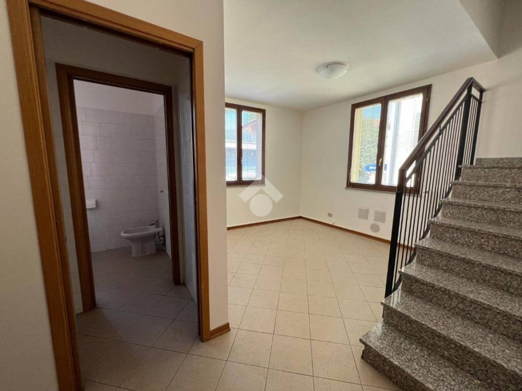 ufficio in affitto a Reggio nell'Emilia in zona Tribunale