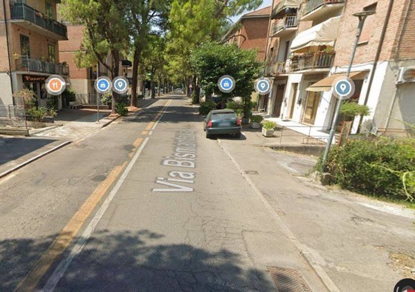 negozio in affitto a Reggio nell'Emilia