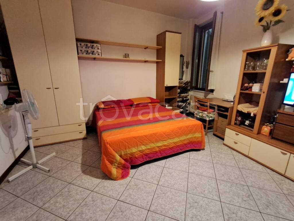 appartamento in affitto a Reggio nell'Emilia in zona Città Storica