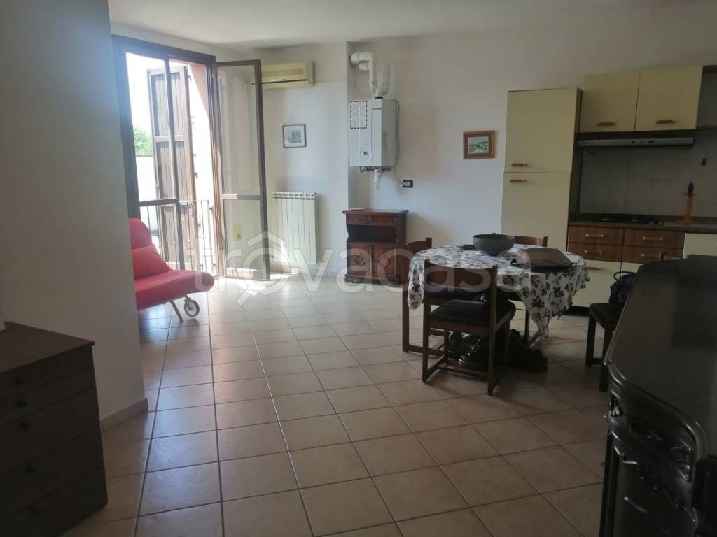 appartamento in affitto a Reggio nell'Emilia in zona Masone