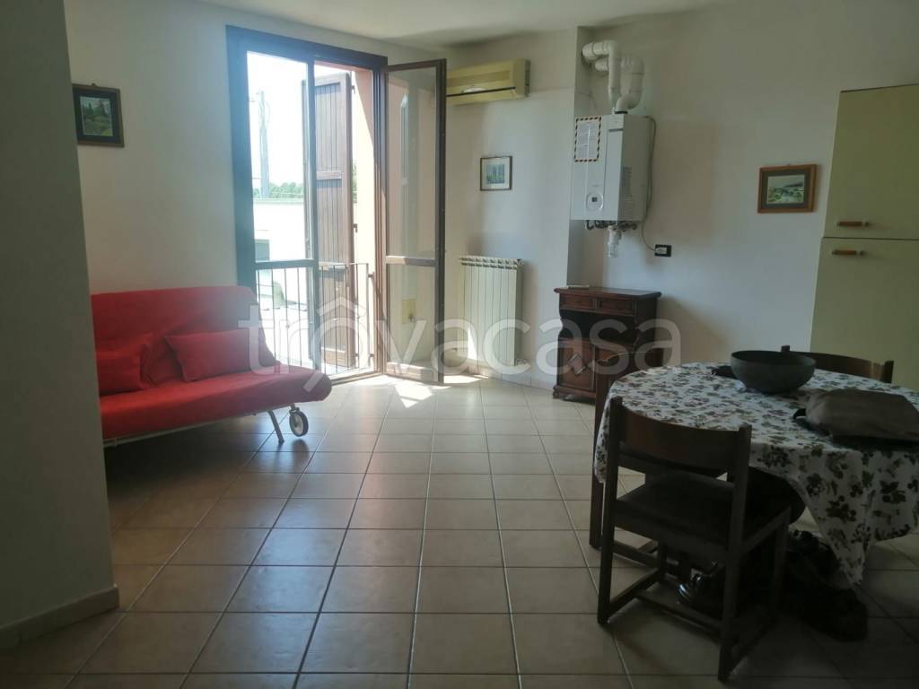 appartamento in affitto a Reggio nell'Emilia in zona Masone