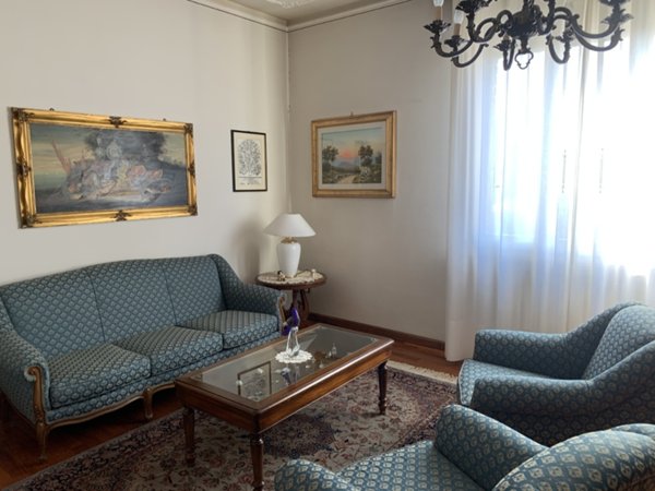 appartamento in affitto a Reggio nell'Emilia in zona Ospizio