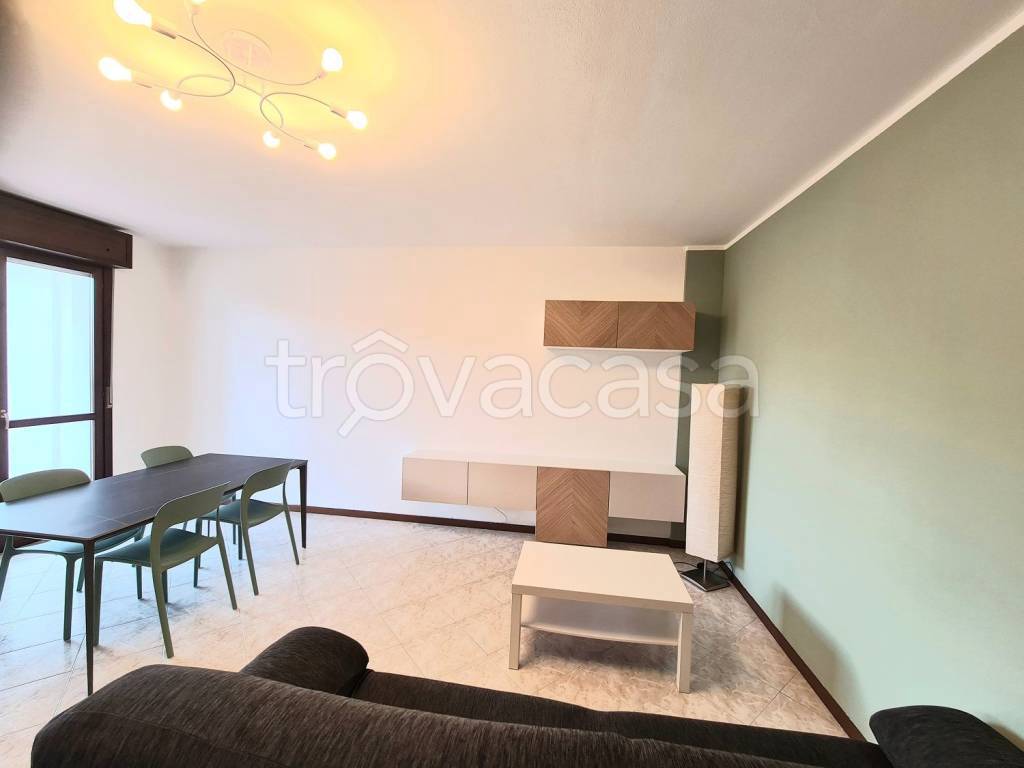 appartamento in affitto a Reggio nell'Emilia in zona Baragalla