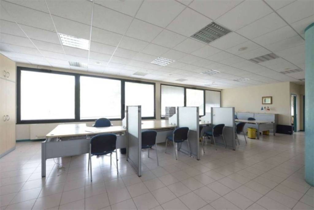ufficio in affitto a Reggio nell'Emilia in zona Ospizio