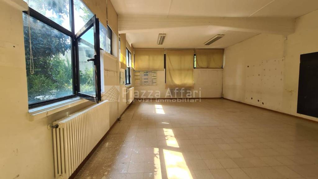 ufficio in affitto a Reggio nell'Emilia in zona Gattaglio