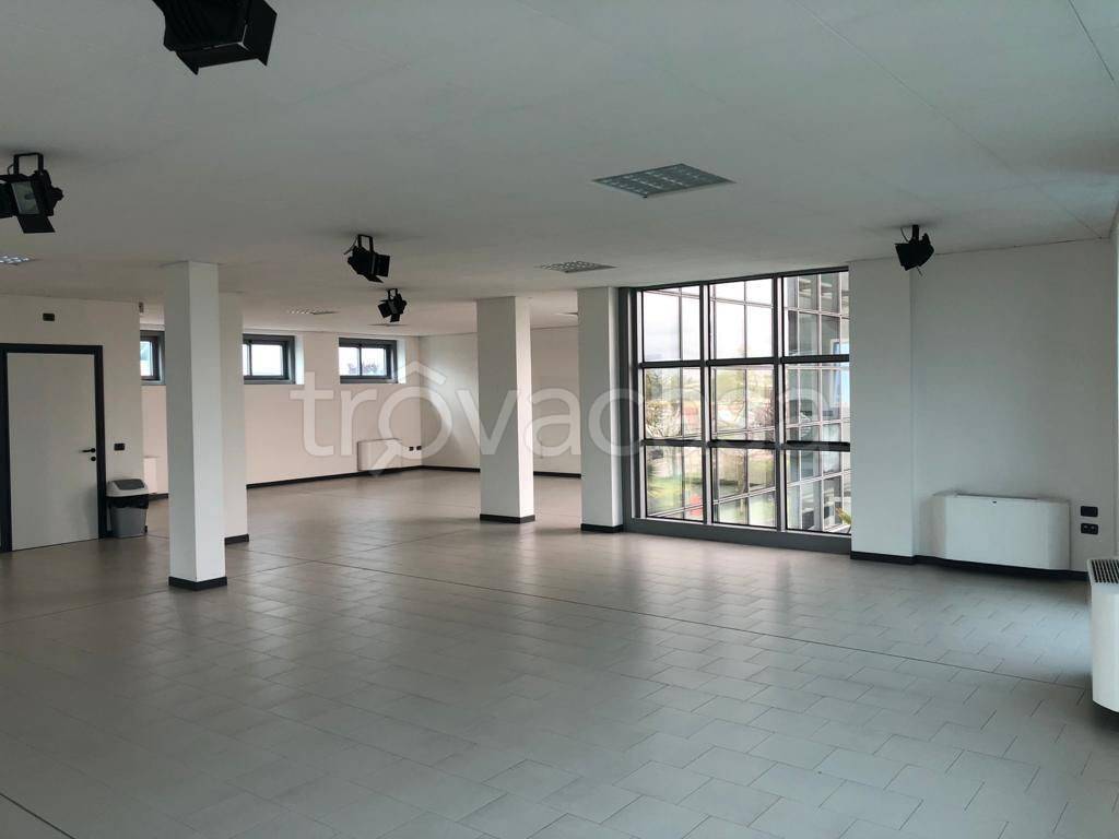 ufficio in affitto a Reggio nell'Emilia in zona Mancasale