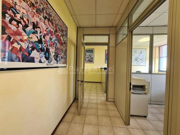 ufficio in affitto a Reggio nell'Emilia in zona Tribunale