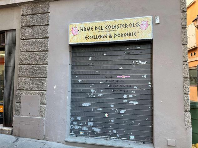 negozio in affitto a Reggio nell'Emilia in zona Città Storica
