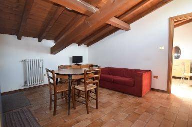 appartamento in affitto a Reggio nell'Emilia in zona Città Storica