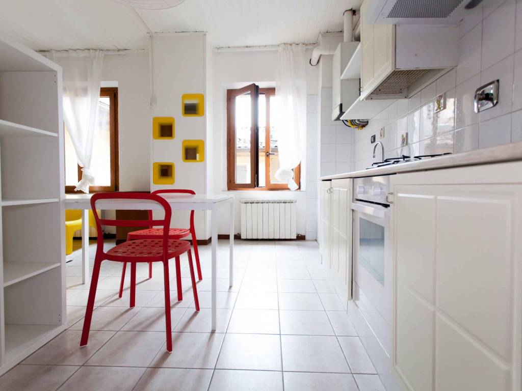 appartamento in affitto a Reggio nell'Emilia in zona Città Storica