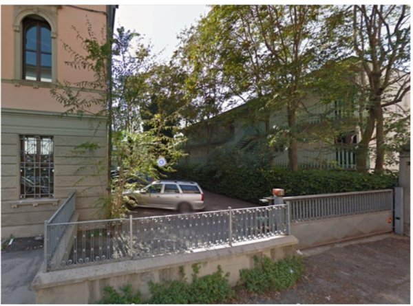 locale commerciale in affitto a Reggio nell'Emilia