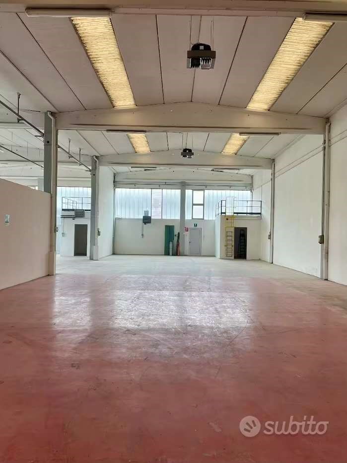 capannone in affitto a Reggio nell'Emilia in zona Mancasale