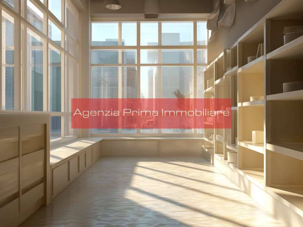 negozio in affitto a Reggio nell'Emilia