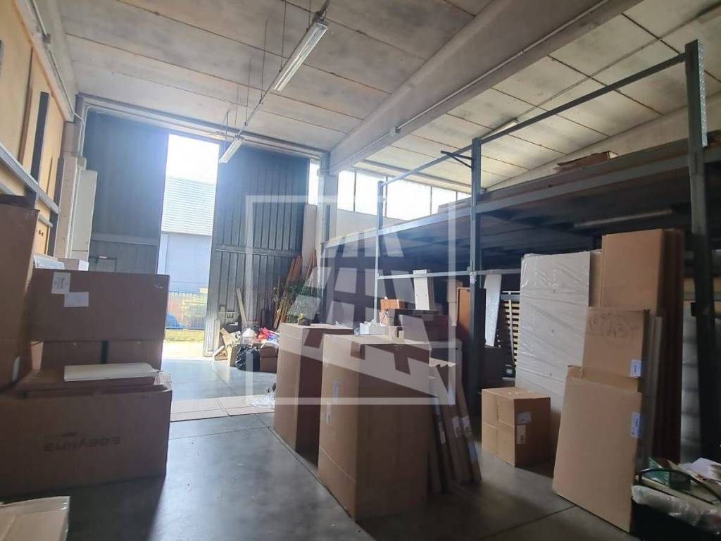 capannone in affitto a Reggio nell'Emilia