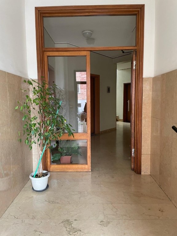 appartamento in affitto a Reggio nell'Emilia in zona Città Storica