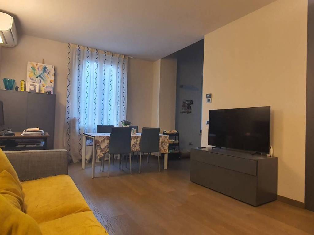 appartamento in affitto a Reggio nell'Emilia