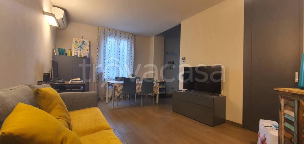 appartamento in affitto a Reggio nell'Emilia