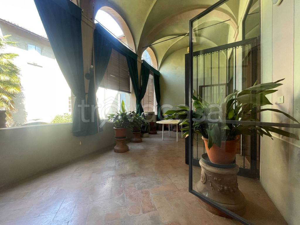 appartamento in affitto a Reggio nell'Emilia in zona Città Storica