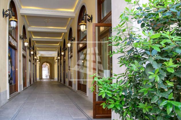locale commerciale in affitto a Reggio nell'Emilia in zona Città Storica