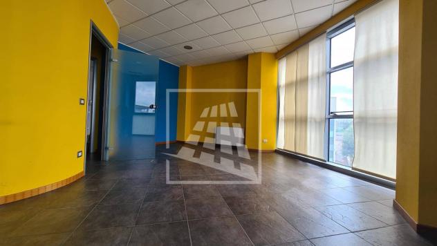 ufficio in affitto a Reggio nell'Emilia in zona Tribunale