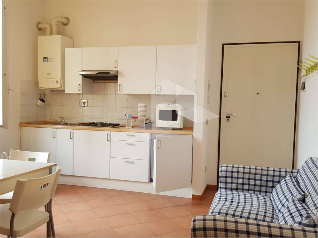 appartamento in affitto a Reggio nell'Emilia in zona Città Storica