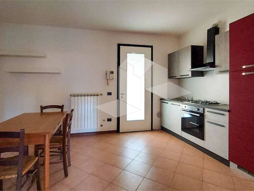 appartamento in affitto a Reggio nell'Emilia in zona Città Storica