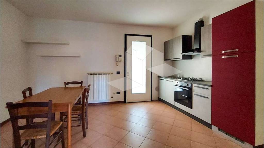 appartamento in affitto a Reggio nell'Emilia in zona Gattaglio
