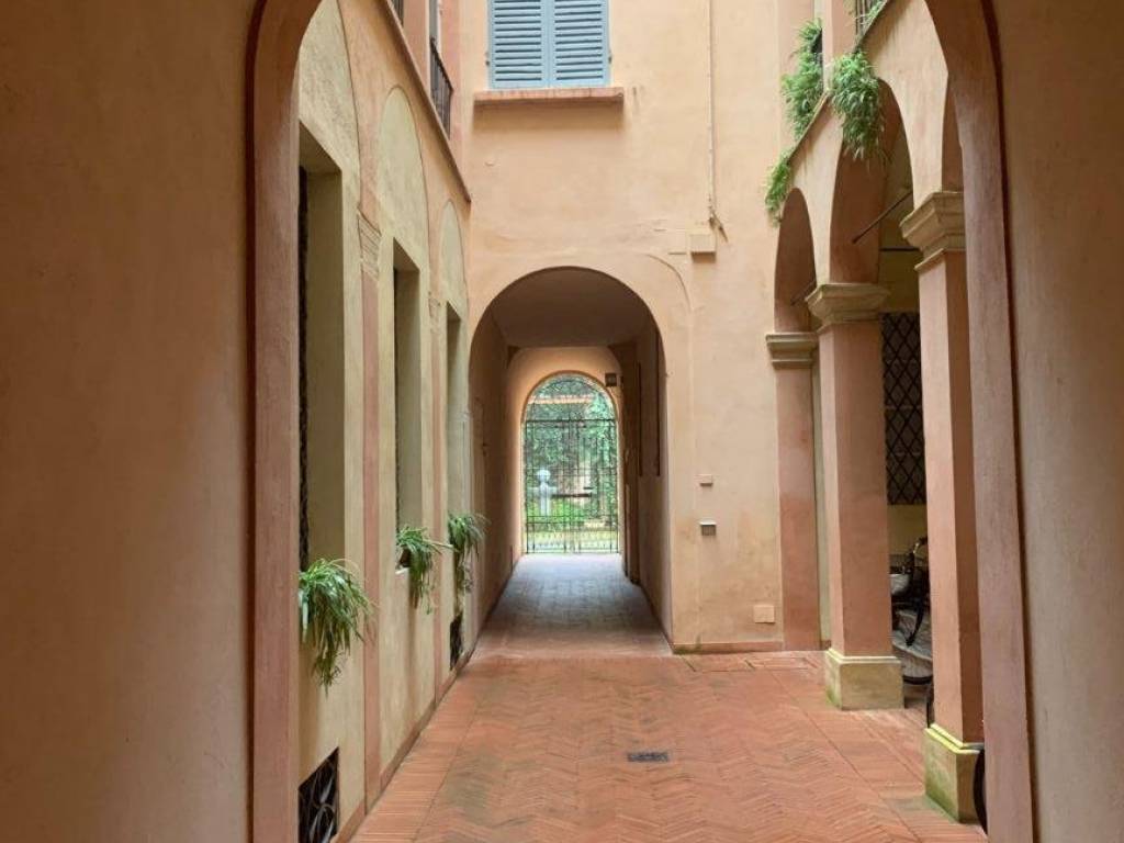 appartamento in affitto a Reggio nell'Emilia in zona Città Storica