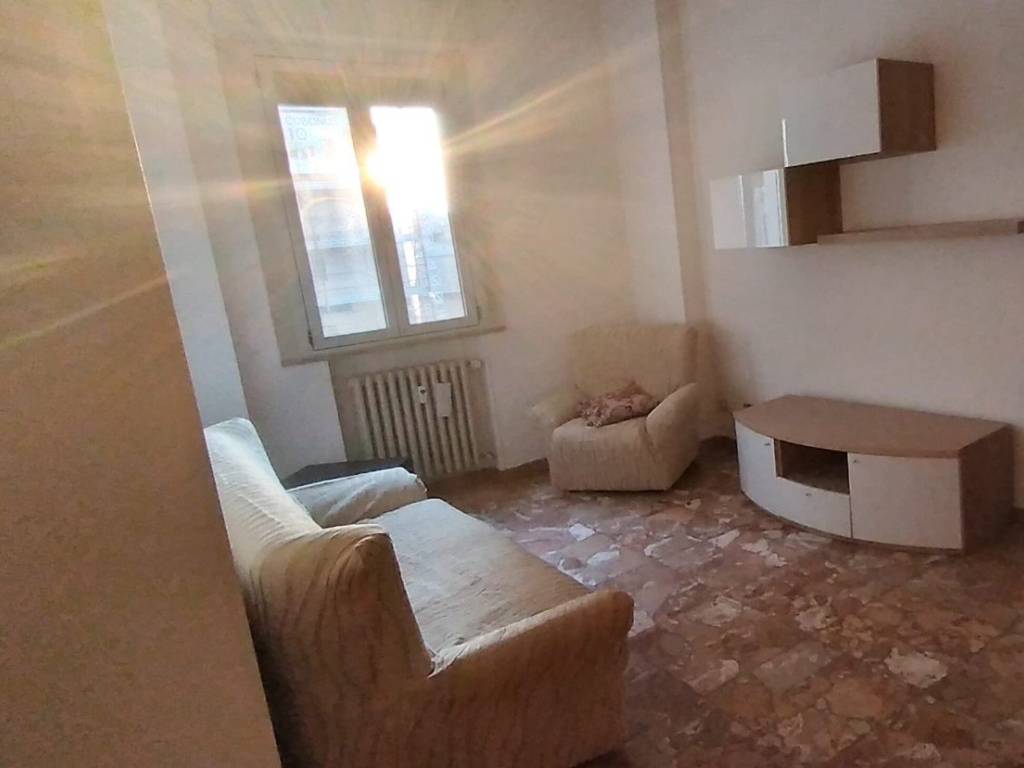 appartamento in affitto a Reggio nell'Emilia in zona Città Storica