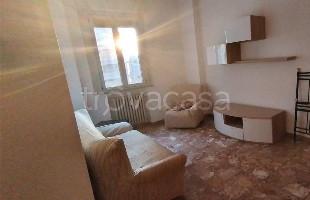 appartamento in affitto a Reggio nell'Emilia in zona Città Storica