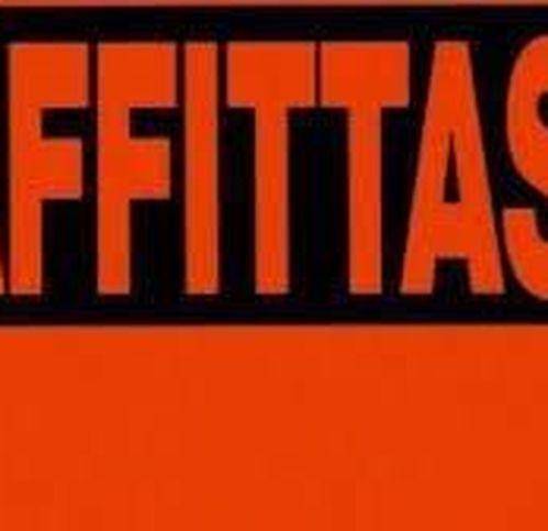 negozio in affitto a Reggio nell'Emilia in zona Tribunale