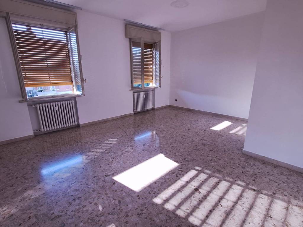 appartamento a Reggio nell'Emilia in zona San Pellegrino / Villa Canali