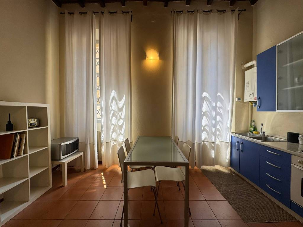 appartamento in affitto a Reggio nell'Emilia in zona Città Storica