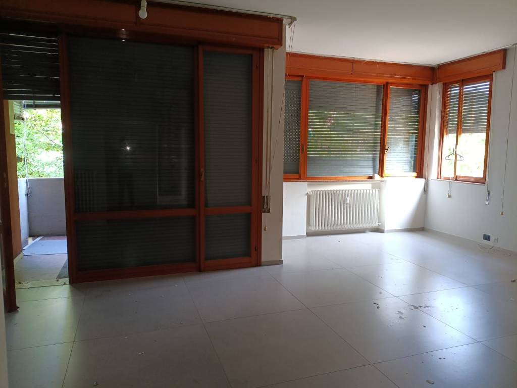 appartamento in affitto a Reggio nell'Emilia in zona Città Storica
