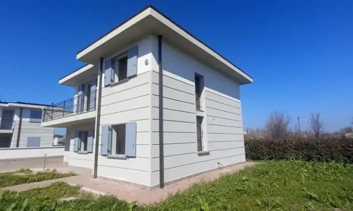 casa indipendente in affitto a Reggio nell'Emilia in zona Codemondo