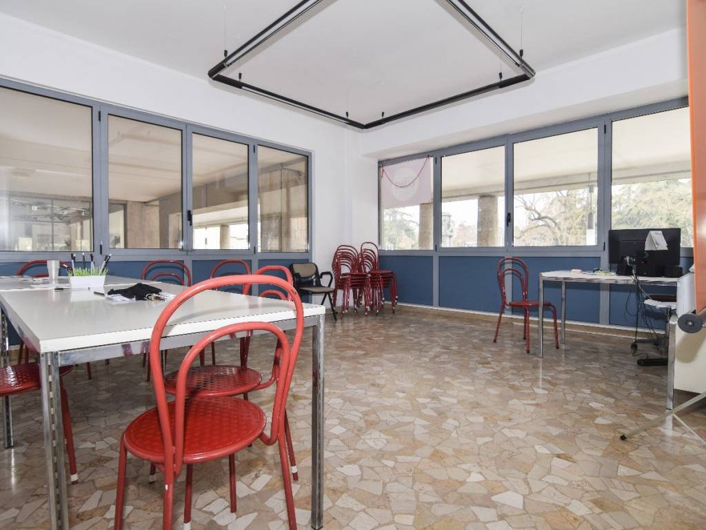 ufficio in affitto a Reggio nell'Emilia in zona Città Storica