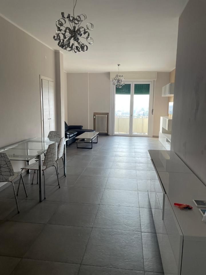 appartamento in affitto a Reggio nell'Emilia in zona Città Storica