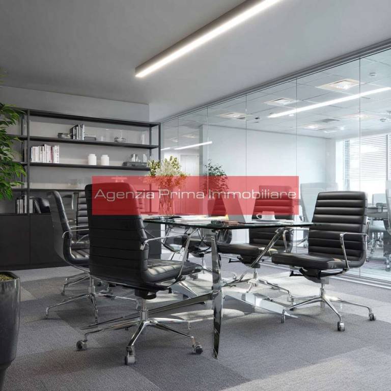 negozio in affitto a Reggio nell'Emilia in zona Pieve Modolena