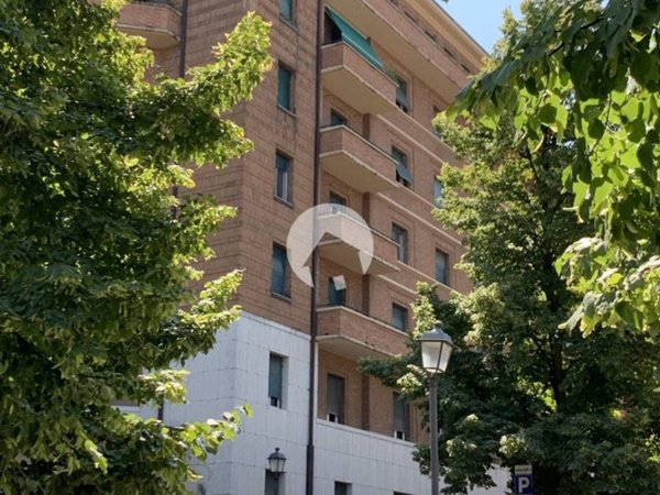 appartamento in affitto a Reggio nell'Emilia in zona Città Storica