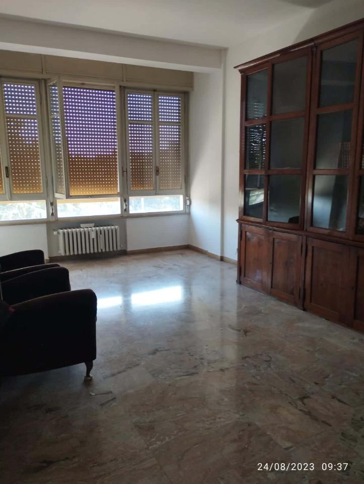 appartamento in affitto a Reggio nell'Emilia in zona Città Storica