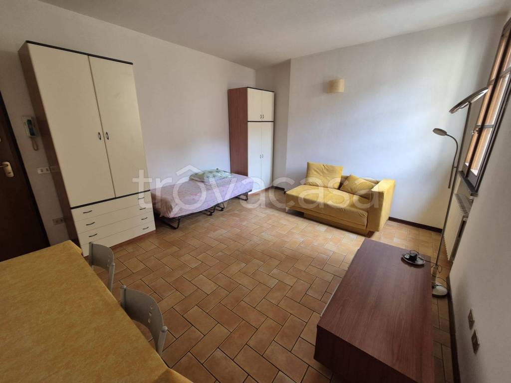 appartamento in affitto a Reggio nell'Emilia in zona Città Storica