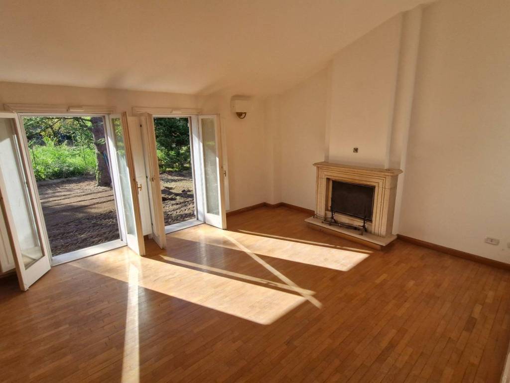 casa indipendente in affitto a Reggio nell'Emilia in zona Roncocesi